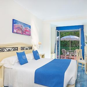 Camera con letto queen size